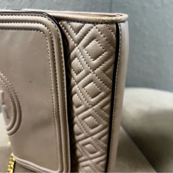 Tory Burch Fleming Convertible Shoulder Bag Shell Pink Quilted Leather - Picture 9 of 10